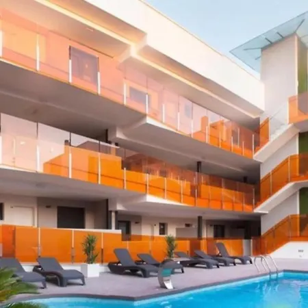 умные новые аппартаменты в торревьехе * טורבייחה